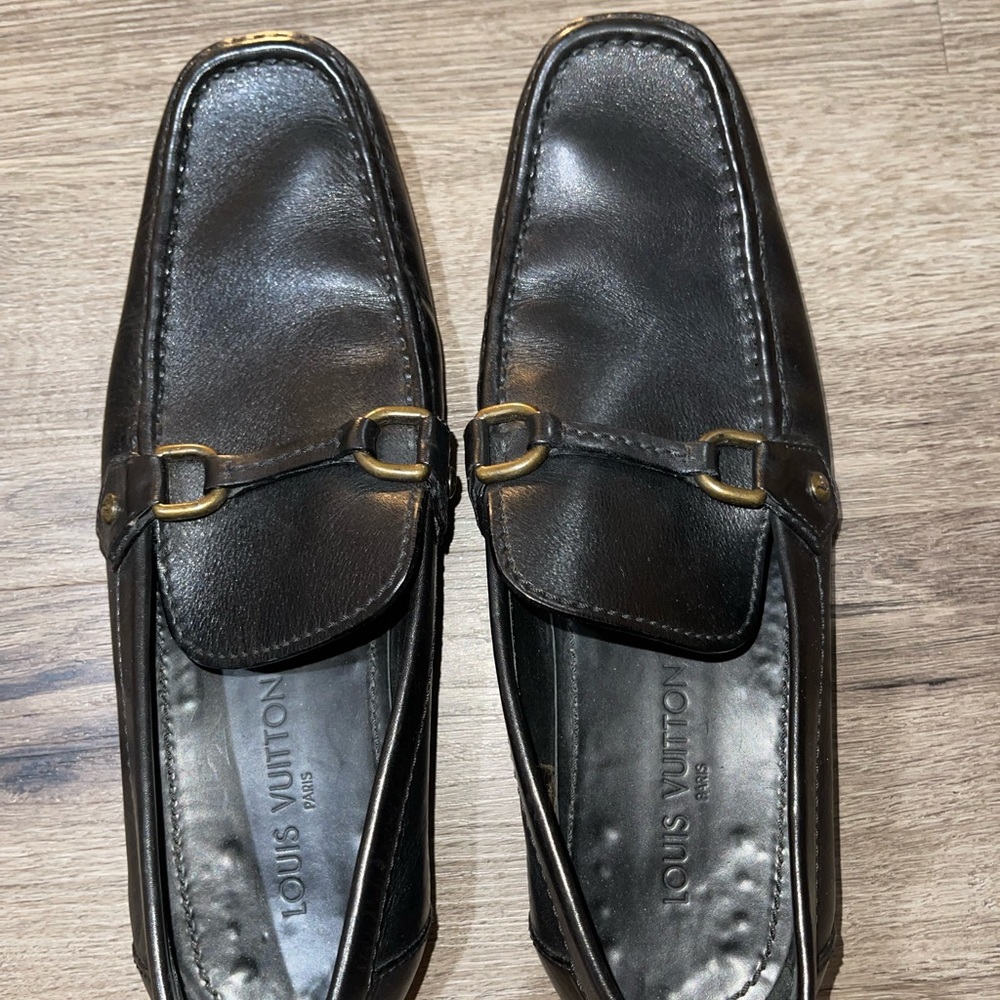Louis Vuitton Leather Loafers in Black